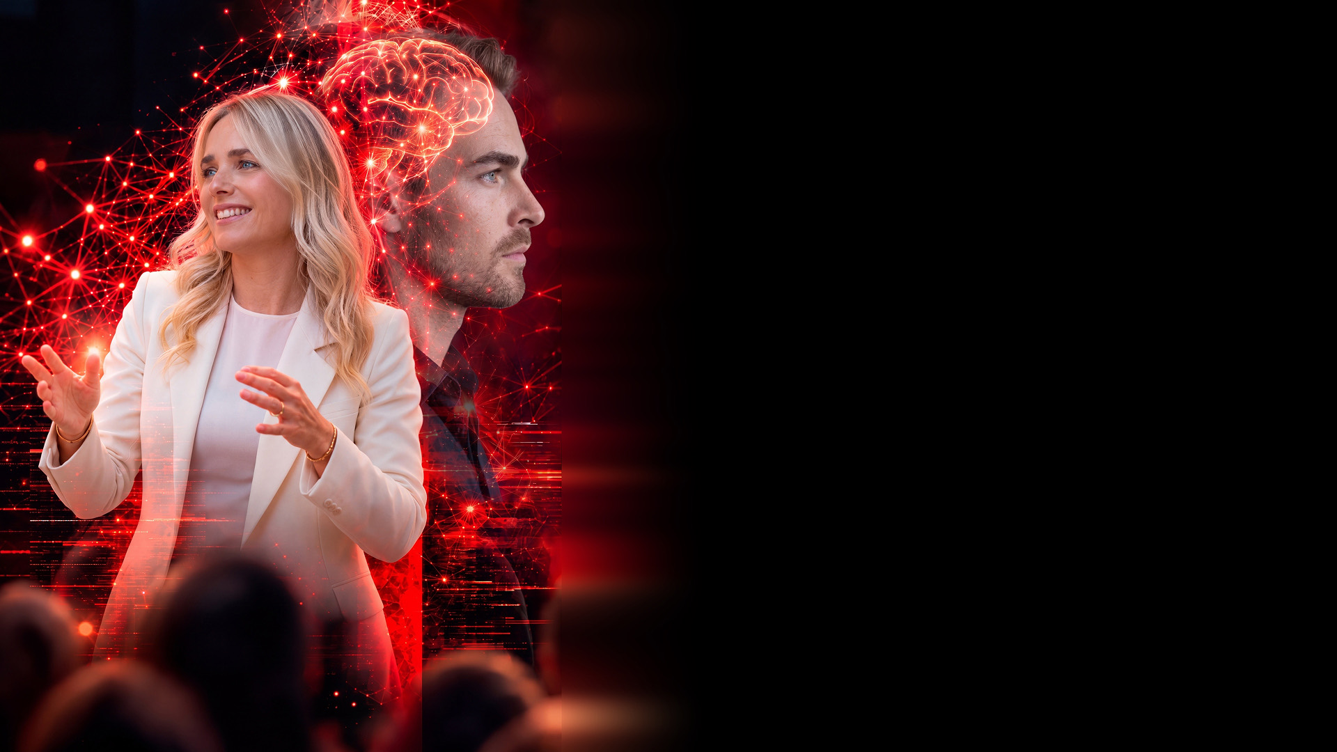 Marzia Fucili sul palco, accanto al profilo di un uomo con il cervello illuminato da una rete di connessioni rosse