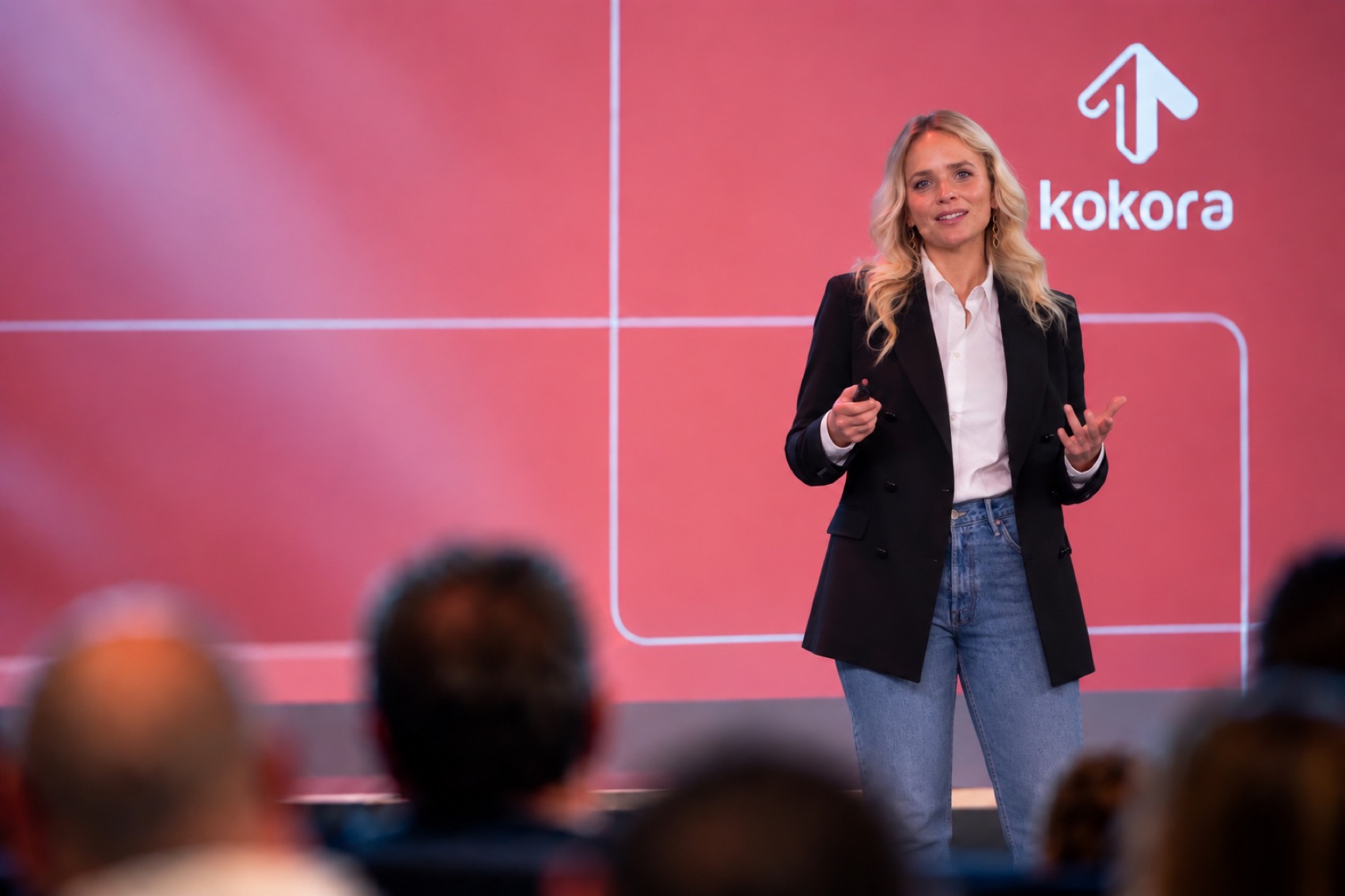Marzia Fucili sul palco di un evento Kokora